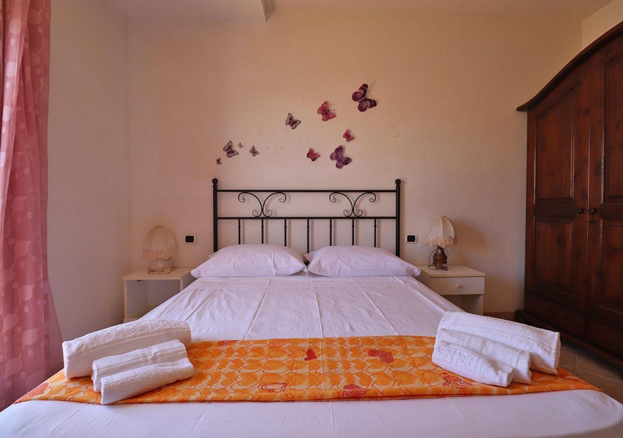 Murphy Holiday Home - Residenza Balilla La Maddalena  Zewnętrze zdjęcie